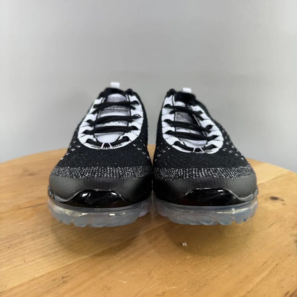 Nike‎ Air Vapormax 2023 FK Mens Size 12 Shoes Flyknit Oreo Black White Blue Tint